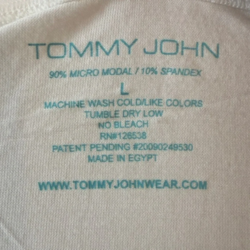 Tommy John Mens Second Skin Crew Neck Undershirt White‎ Micro Modal Size L 1940